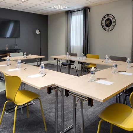 Ibis Budget Clermont Ferrand Nord Riom Exterior photo