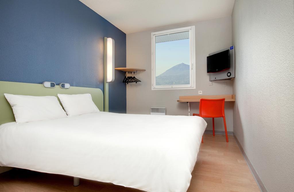 Ibis Budget Clermont Ferrand Nord Riom Room photo