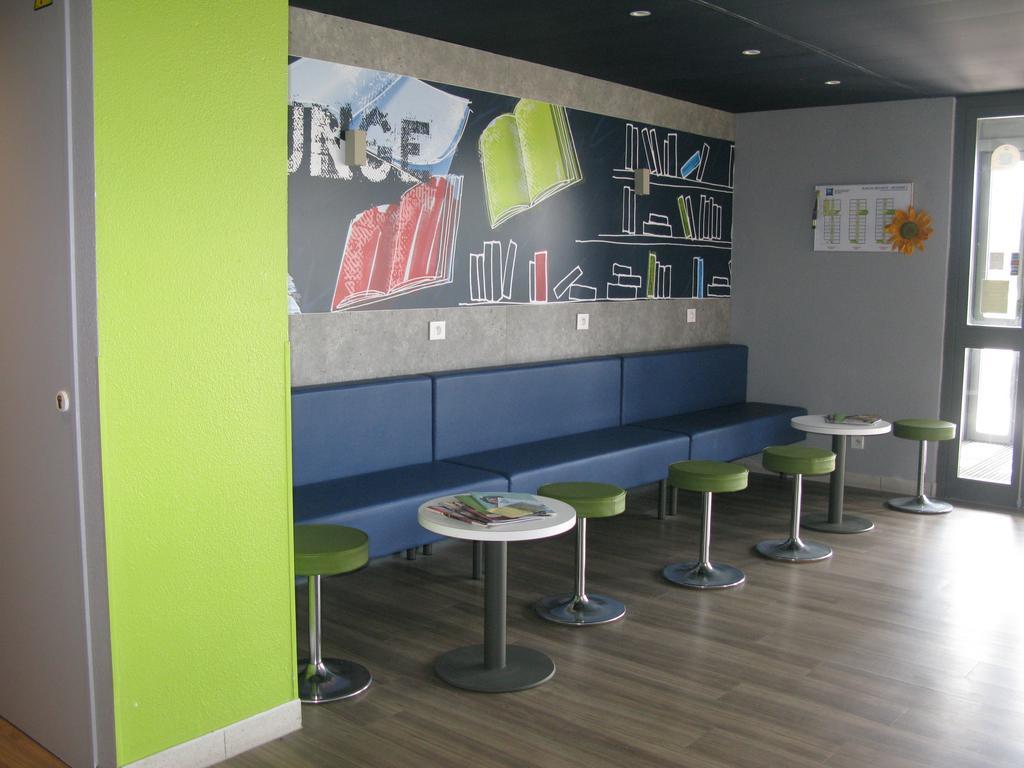 Ibis Budget Clermont Ferrand Nord Riom Exterior photo