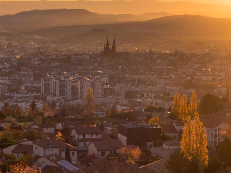 Ibis Budget Clermont Ferrand Nord Riom Exterior photo