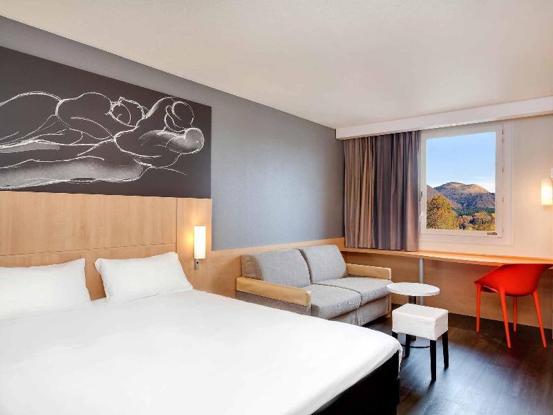 Ibis Budget Clermont Ferrand Nord Riom Exterior photo
