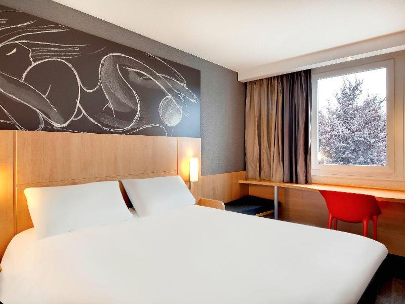 Ibis Budget Clermont Ferrand Nord Riom Exterior photo